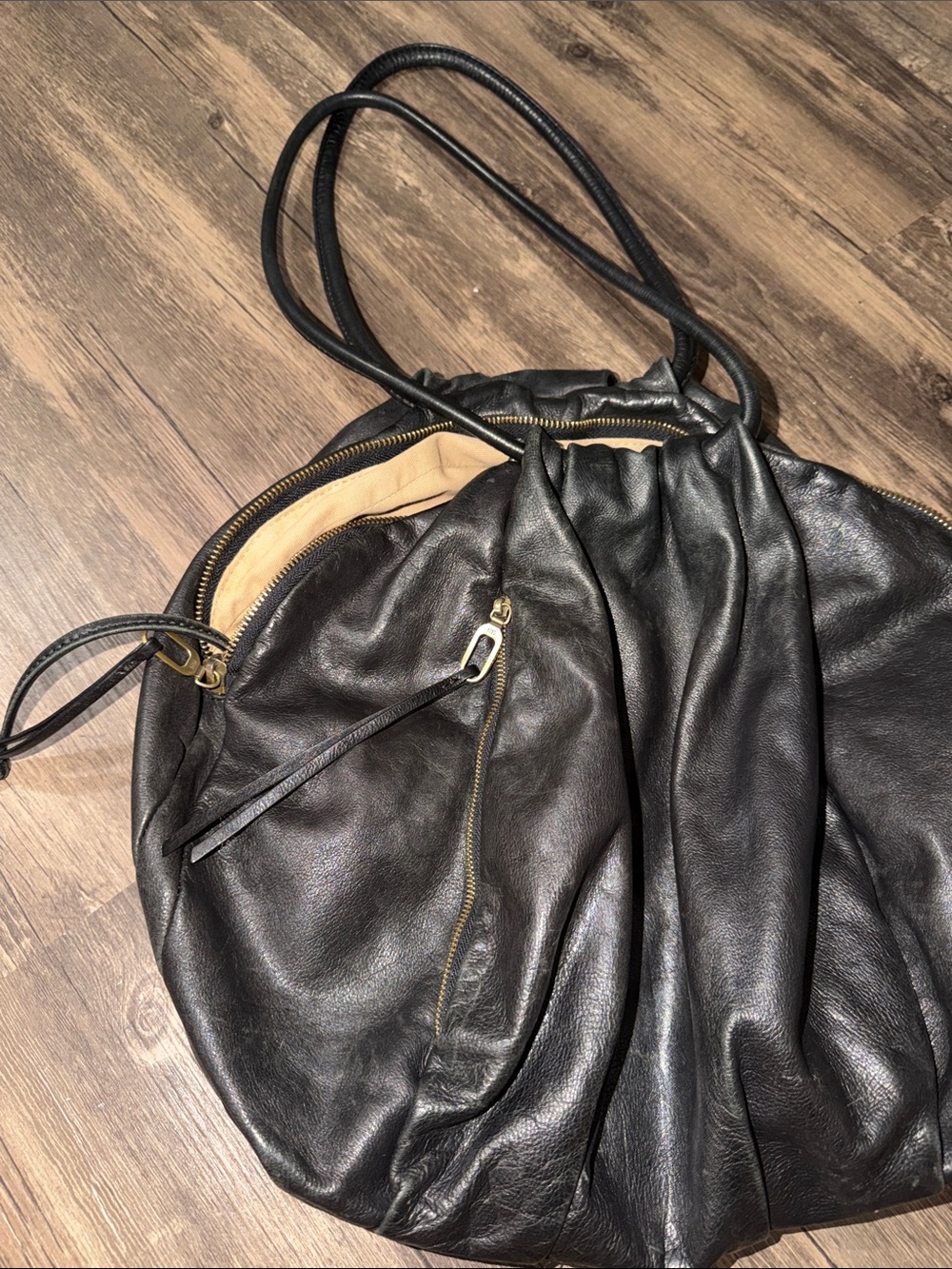 HOBO Black Leather Slouchy Shoulder Bag - Picture 5 of 5